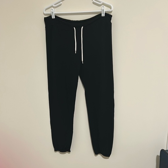 Monrow Supersoft Drawstring Black Pants - Picture 2 of 6